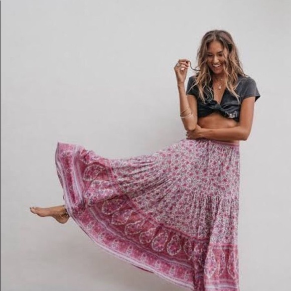 SOLD Jasmine Skirt in Lilac - Picture 3 of 8